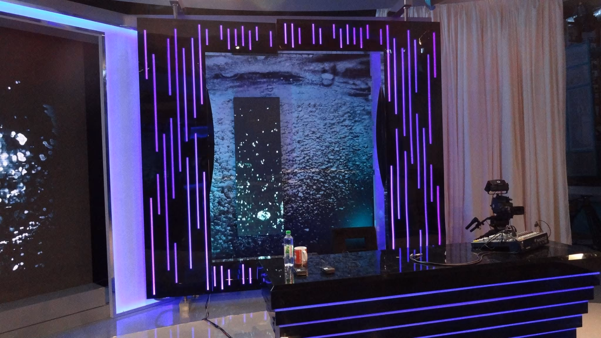 Extra Night Show — imagine de proiect 4